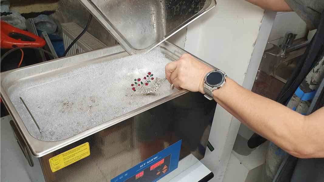 Manufacturing Process Sonic Cleaner
