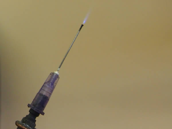 Luxury Czech Jewelry - Detail of the nozzle of the solder gun