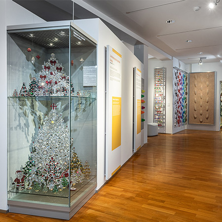 Exhibition “Vintage Christmas” at the Czech Museum of Glass and Jewellery 