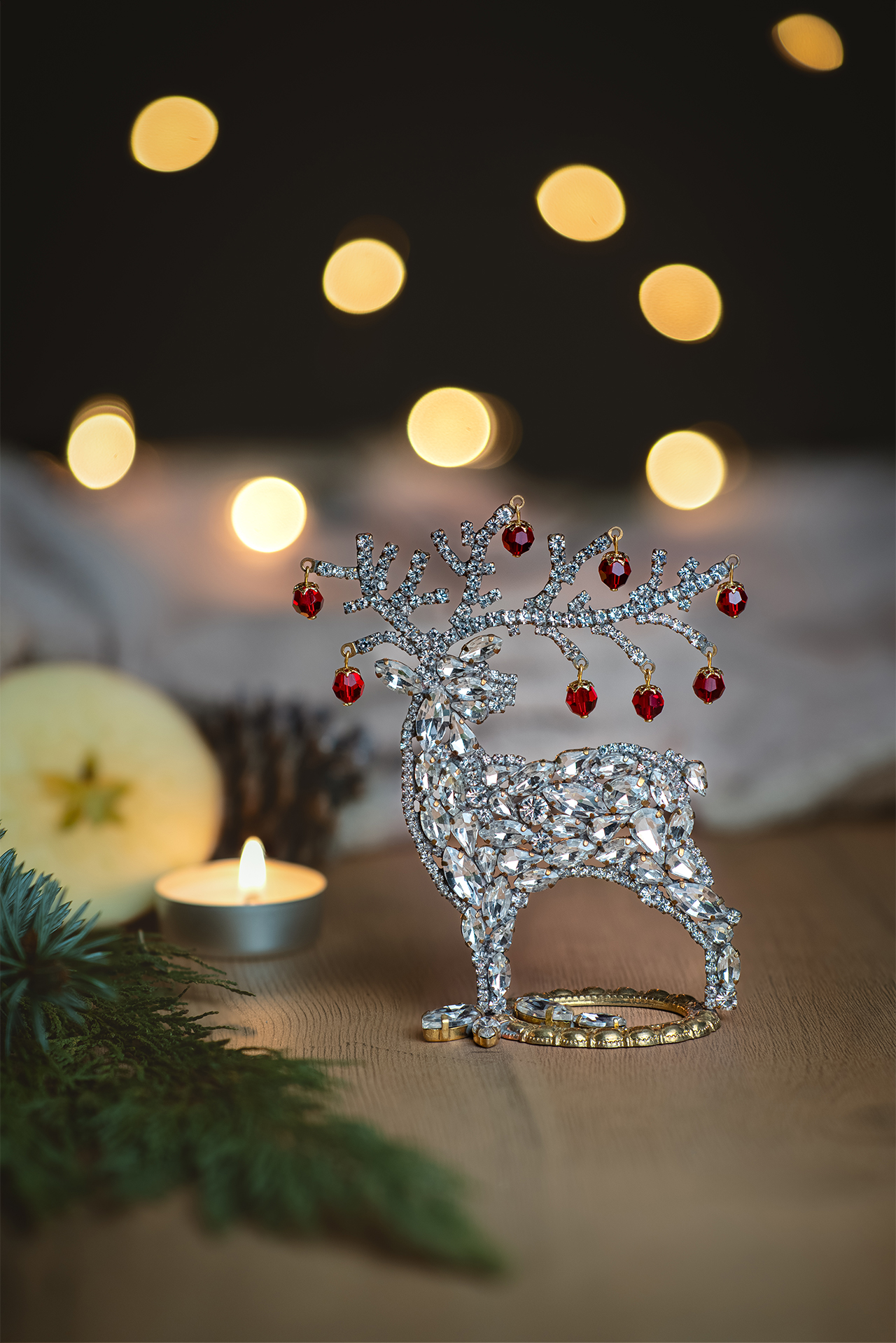 Christmas decoration - Reindeer with clear and red rhinestones