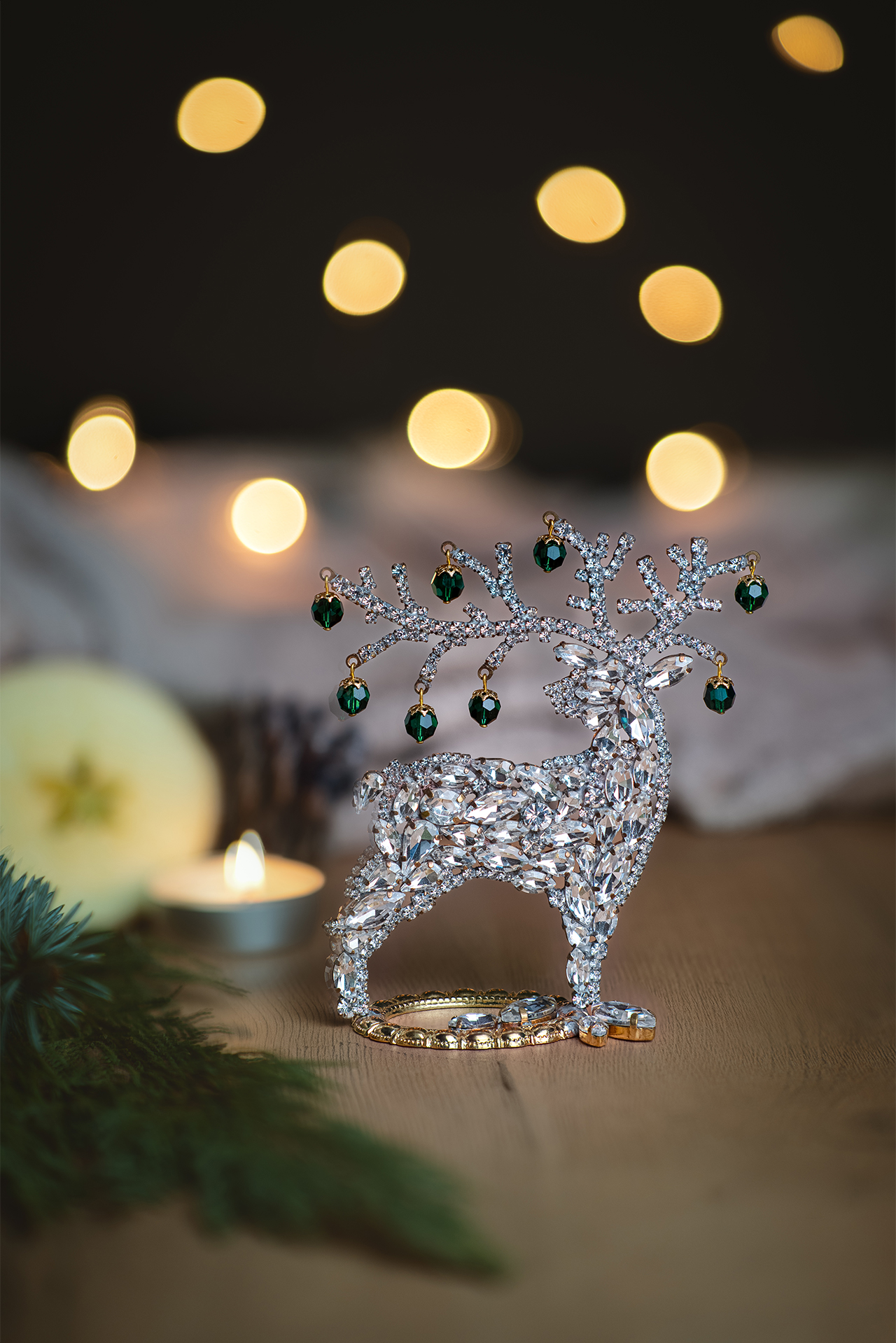 Christmas decoration - Reindeer with clear and green rhinestones