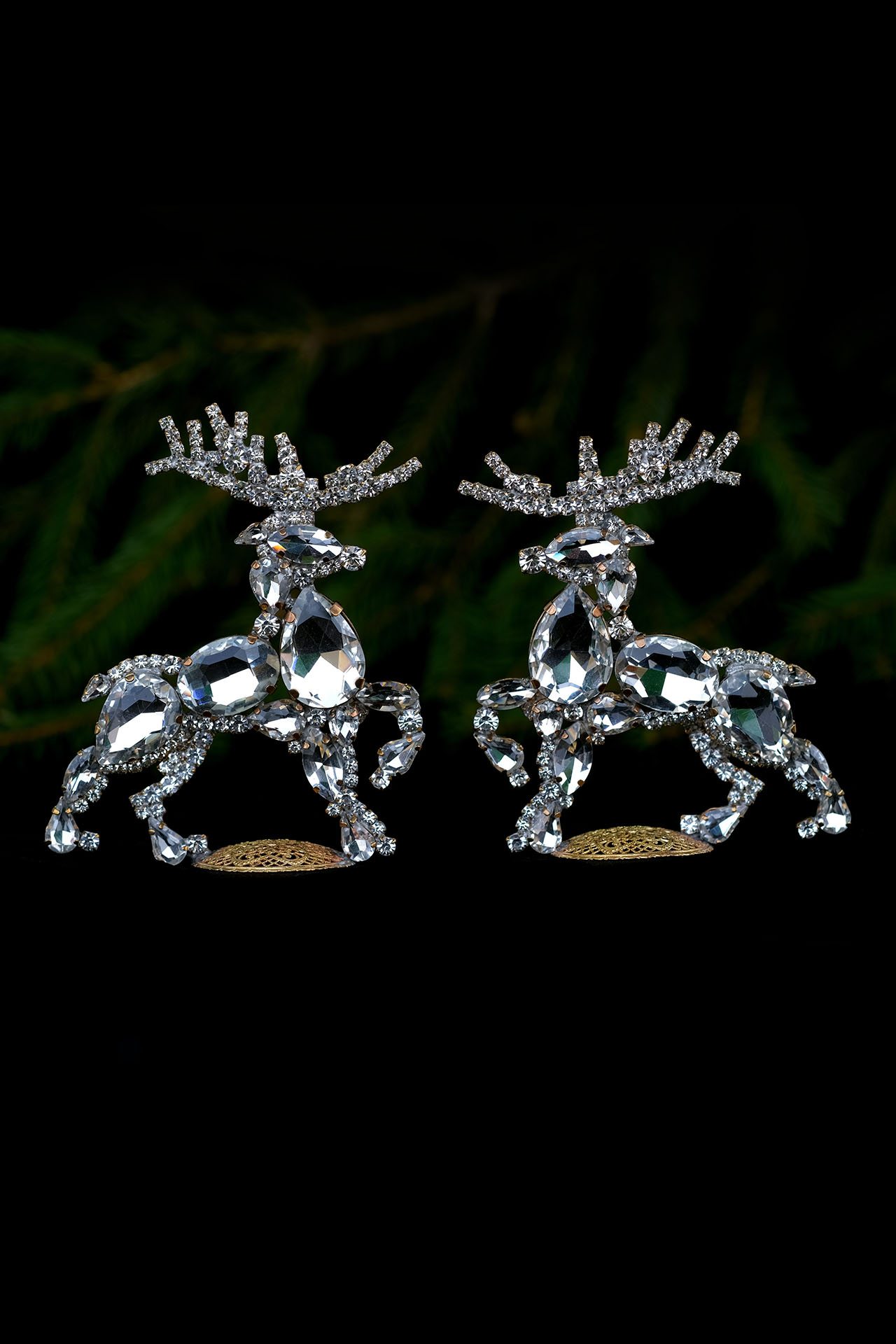 Valiant Reindeers-decorating for christmas - clear rhinestones