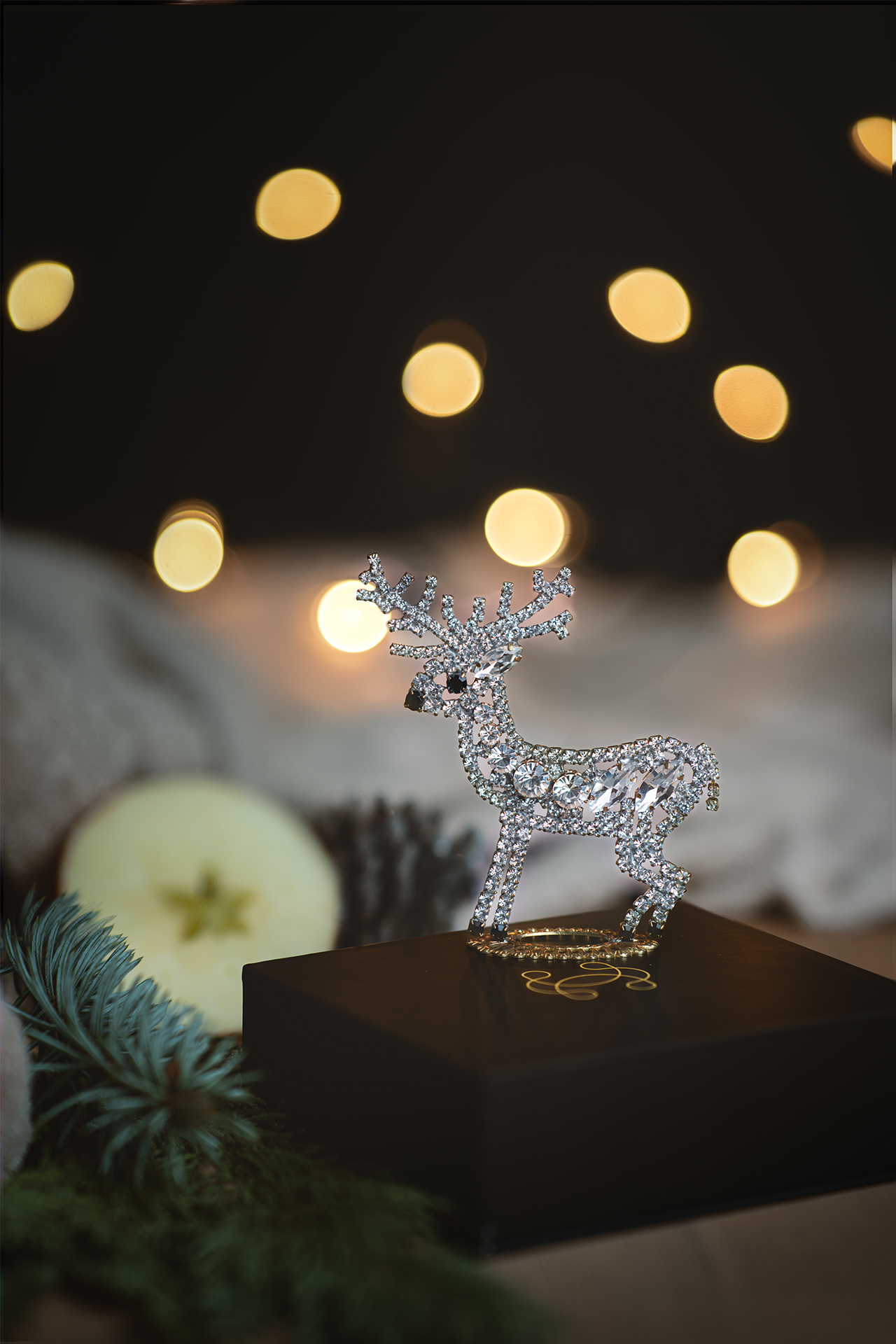 Twinkling reindeer - left facing tabletop Christmas decoration