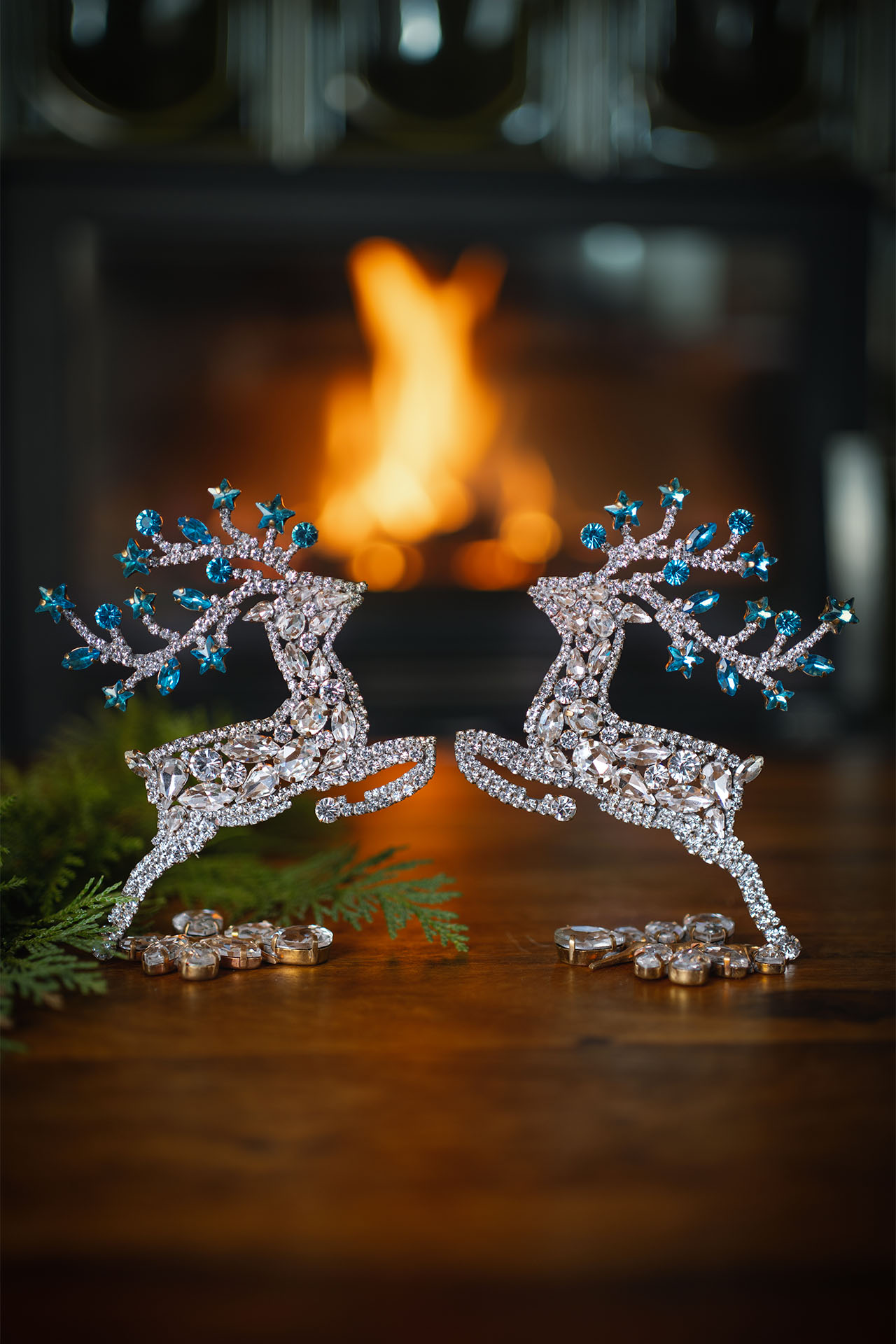 Rhinestone reindeer set for tabletop christmas decoration