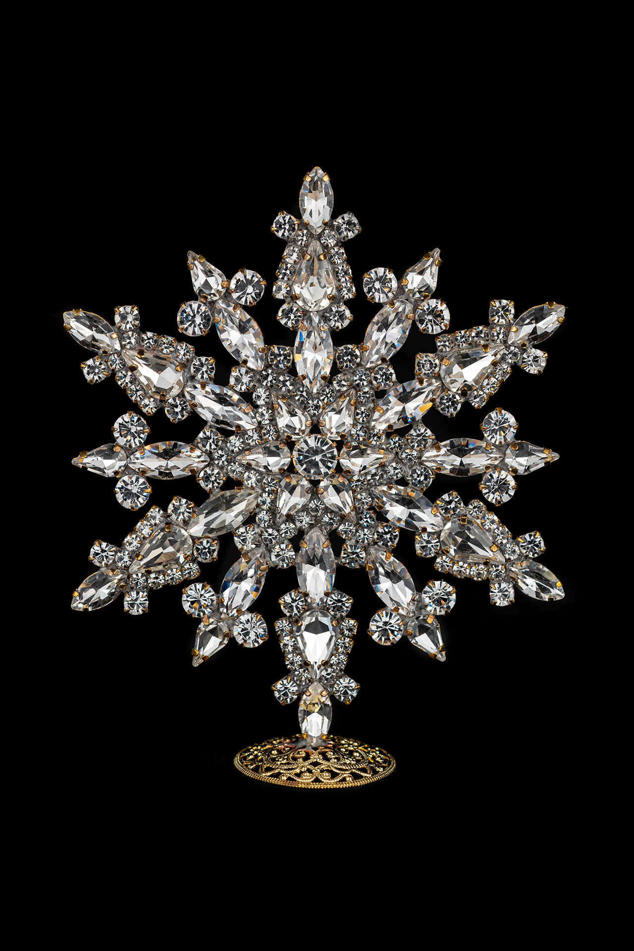 Czech rhinestone Christmas star handmade from clear rhinestones