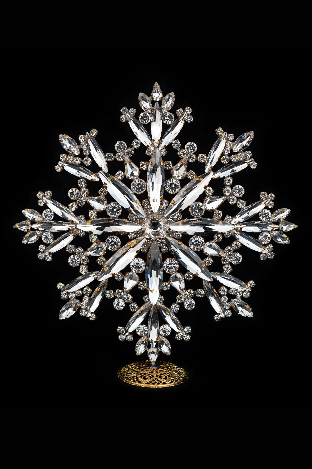 Sparkling rhinestone snowflake tabletop decoration