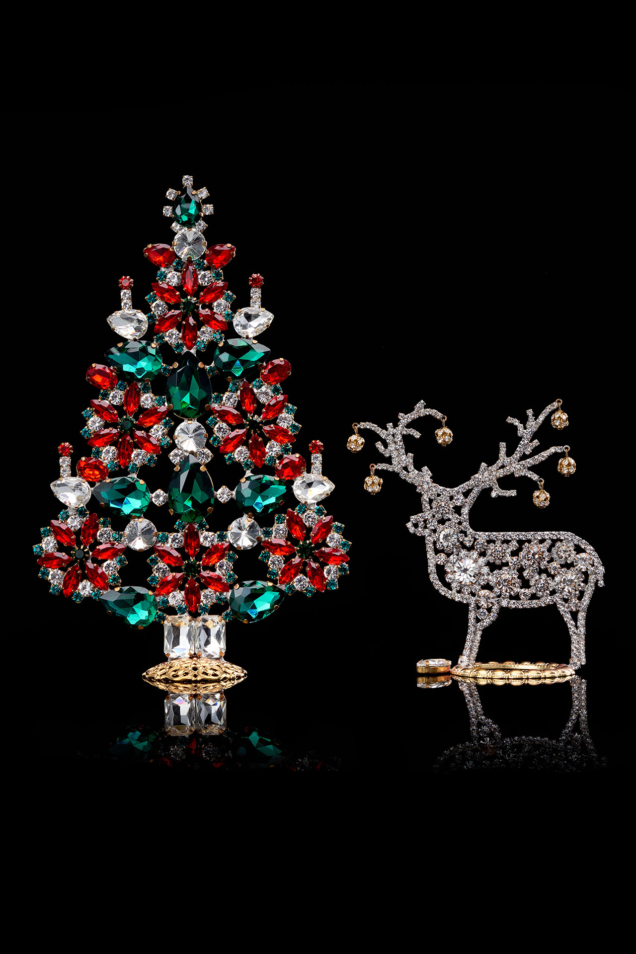 Handcrafted Green Christmas tree and reindeer table top set
