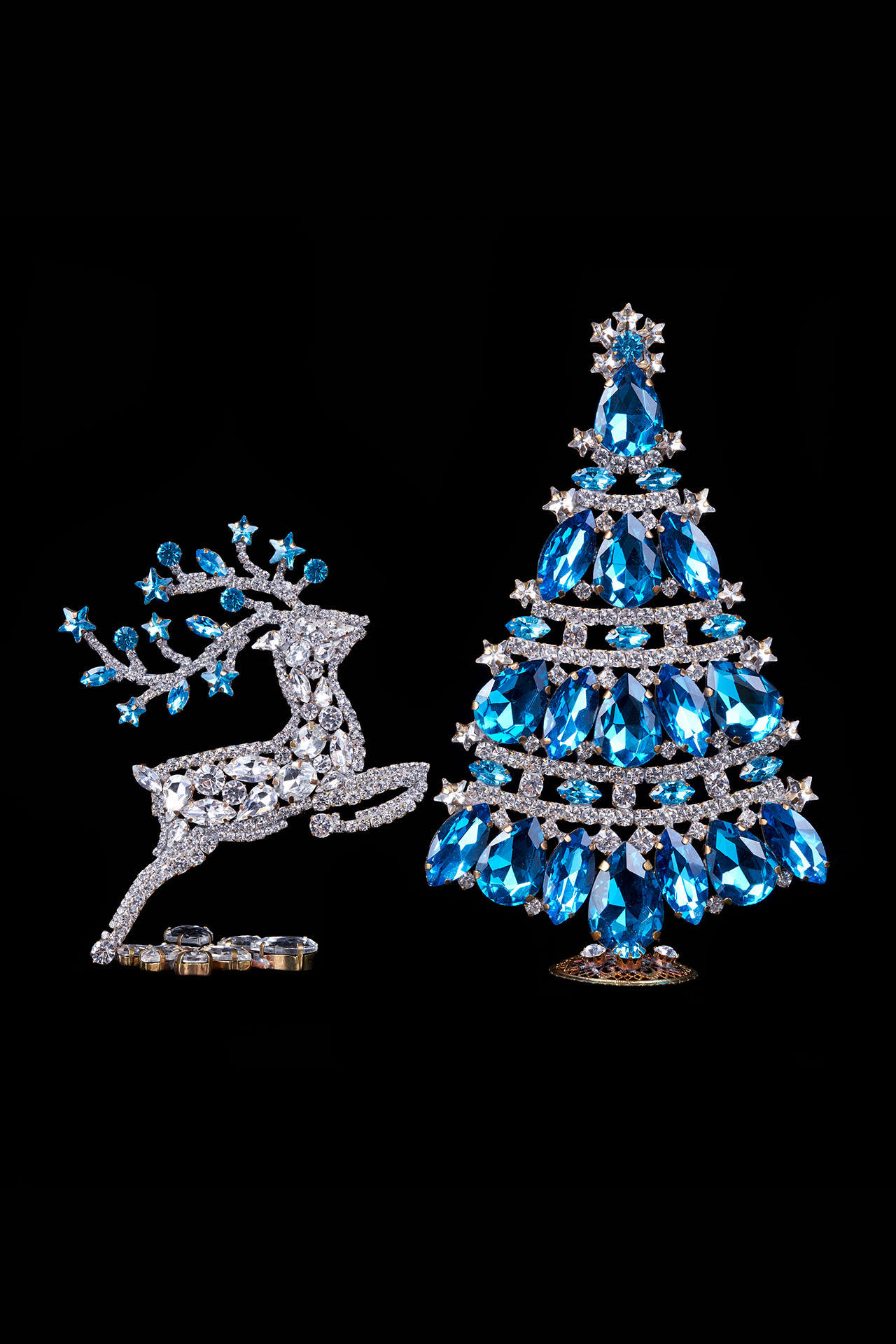 Christmas tree and reindeer from clear and blue rhinestones