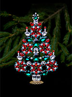 wonderous christmas tree festive color