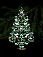wonderous christmas tree light green