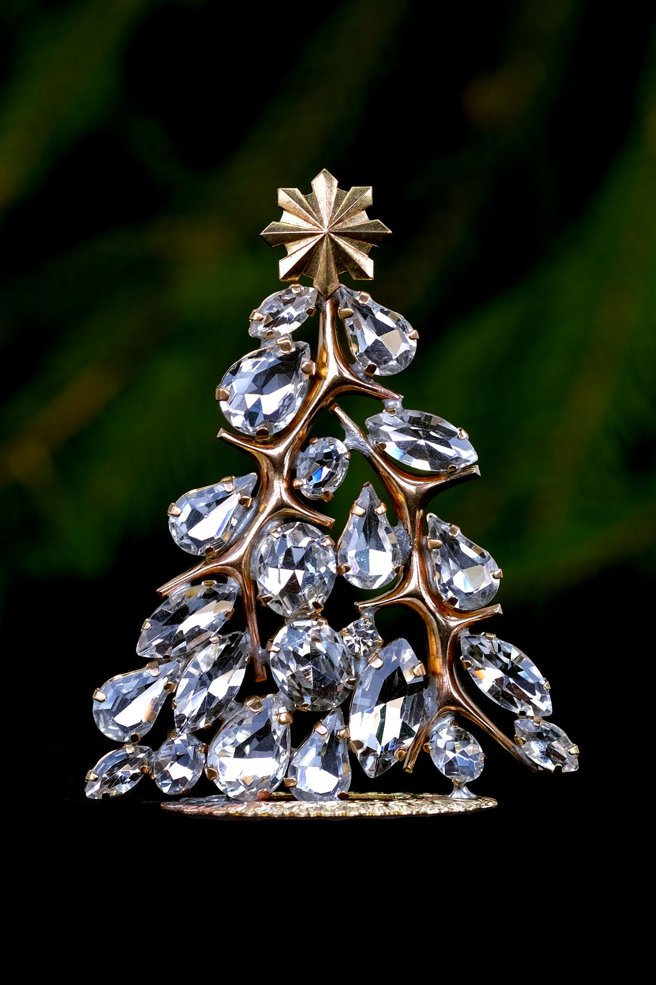 Impressive handcrafted glitzy gold table top Christmas tree.