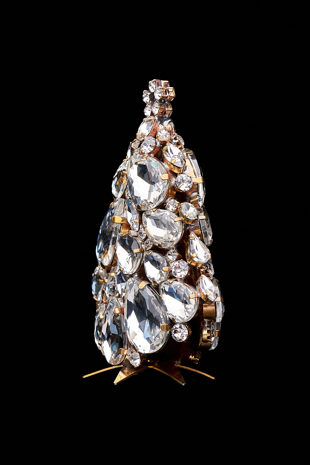 Vintage 3D Christmas tree Glitzy Gleam from clear rhinestones