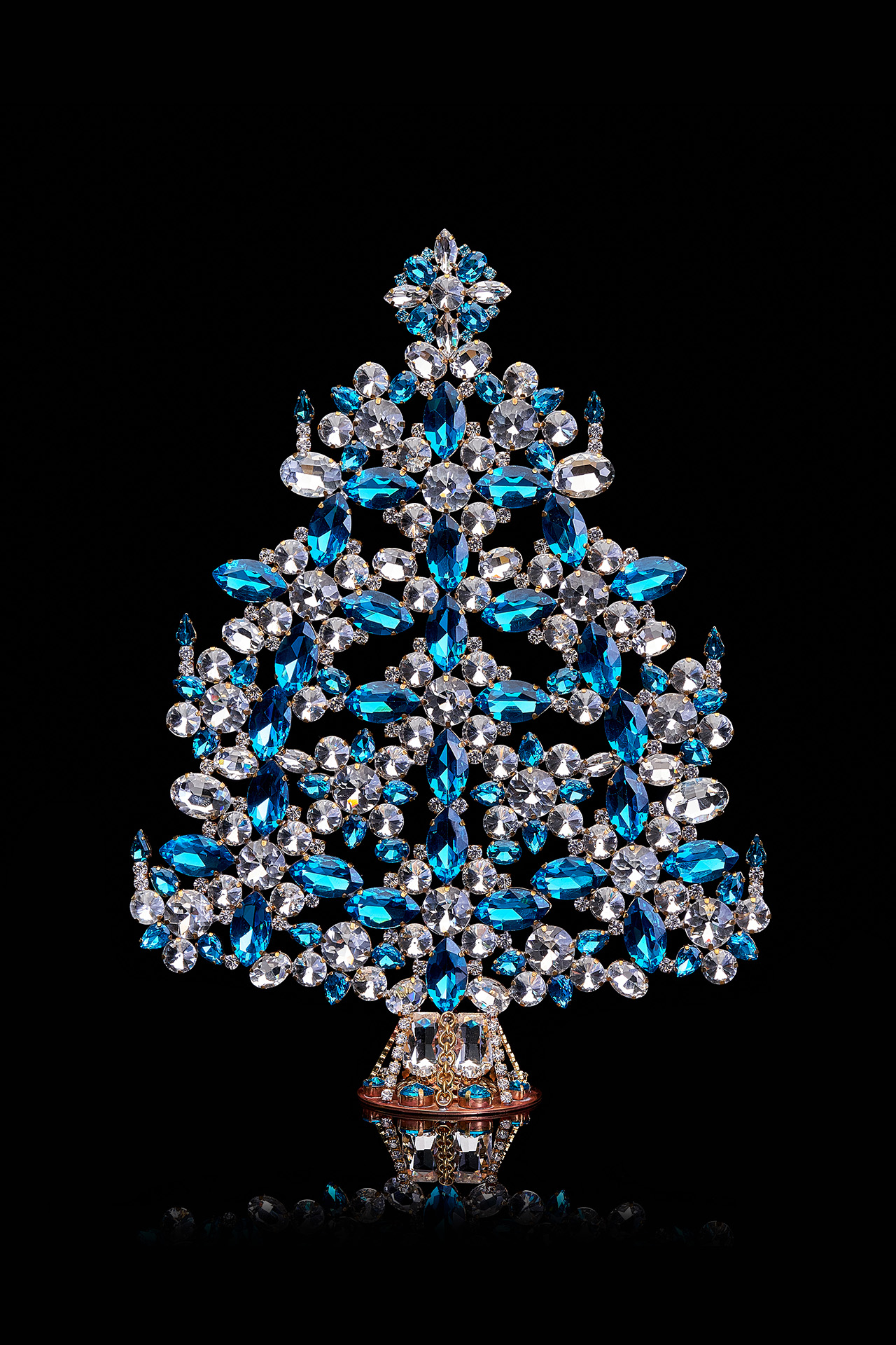 Vintage tabletop Xmas tree with clear and aqua rhinestones