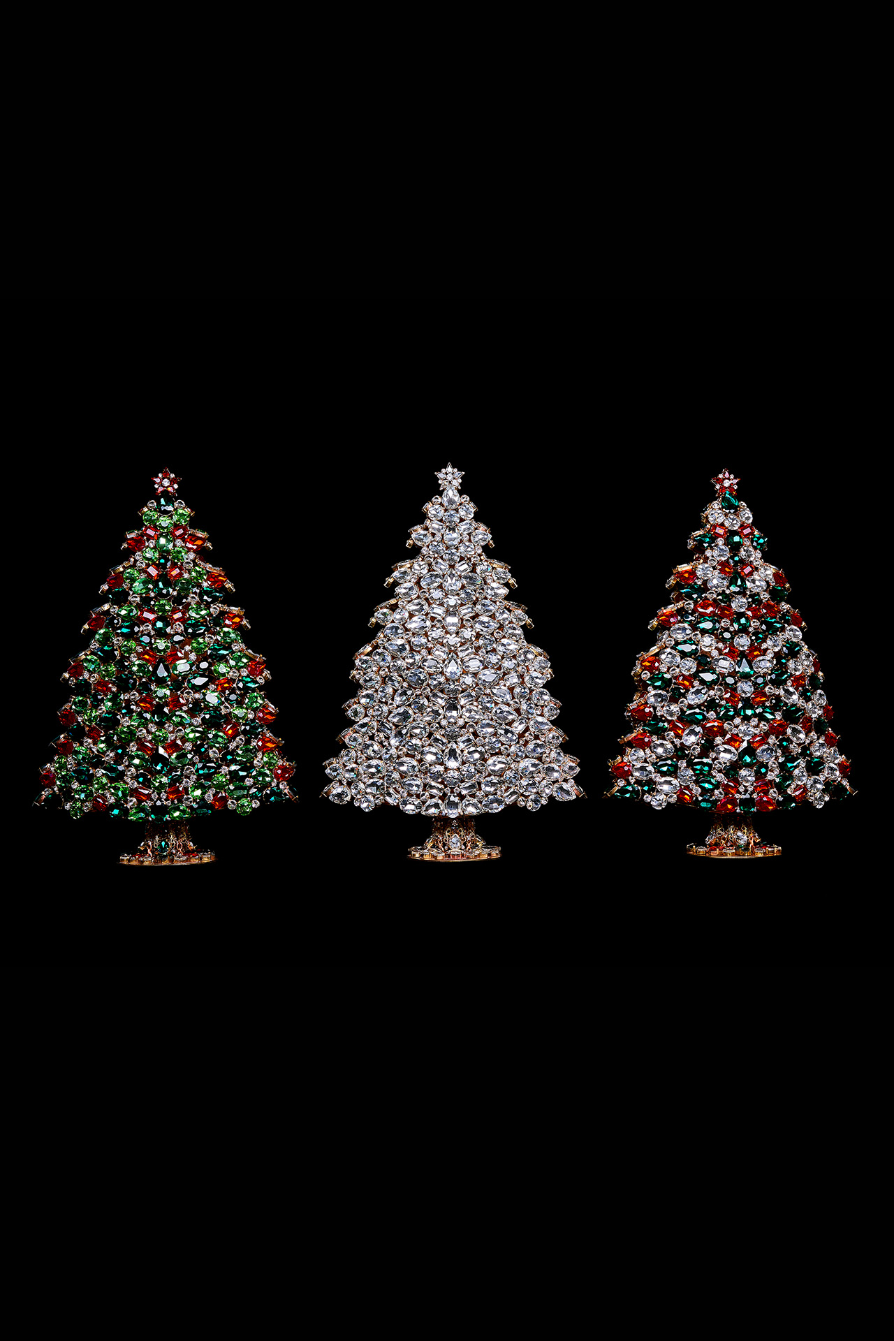 Handcrafted unique 3D design Christmas tree - festive color