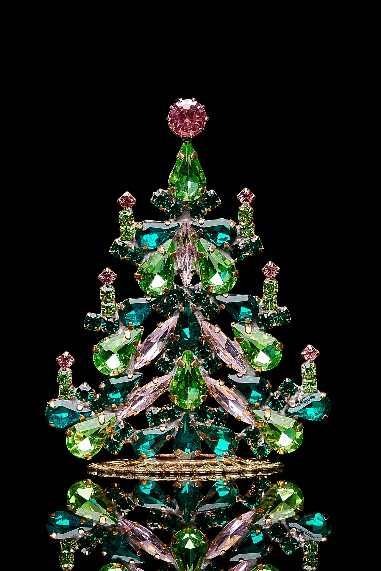 DecorateHandcrafted festive Christmas tree with green and pink crystalsd christmas tree with green rhinestones ornaments