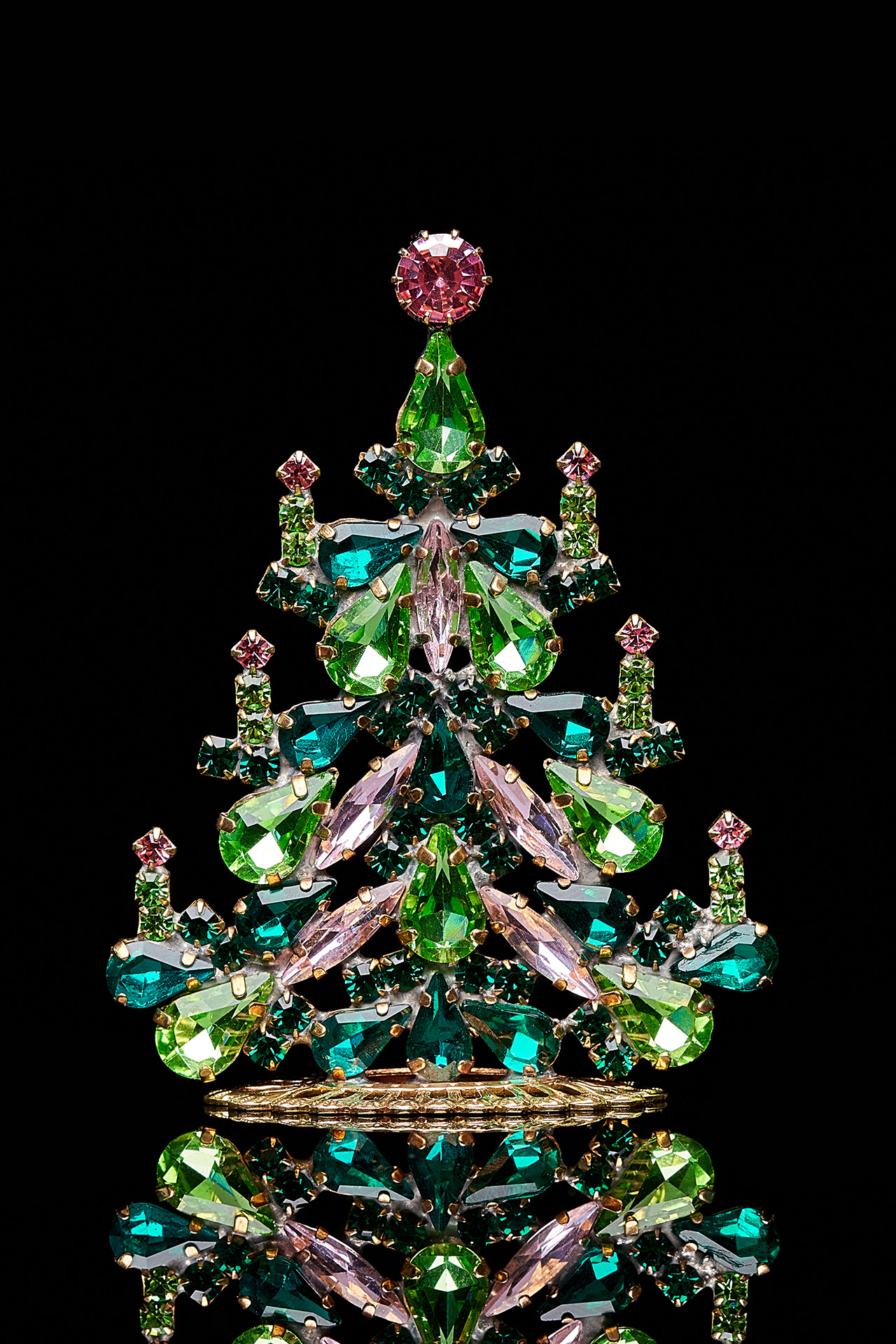 DecorateHandcrafted festive Christmas tree with green and pink crystalsd christmas tree with green rhinestones ornaments