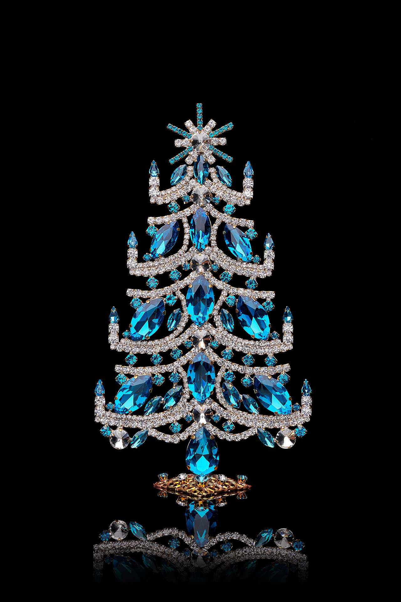 Bethlehem table top christmas tree, clear and aqua rhinestones