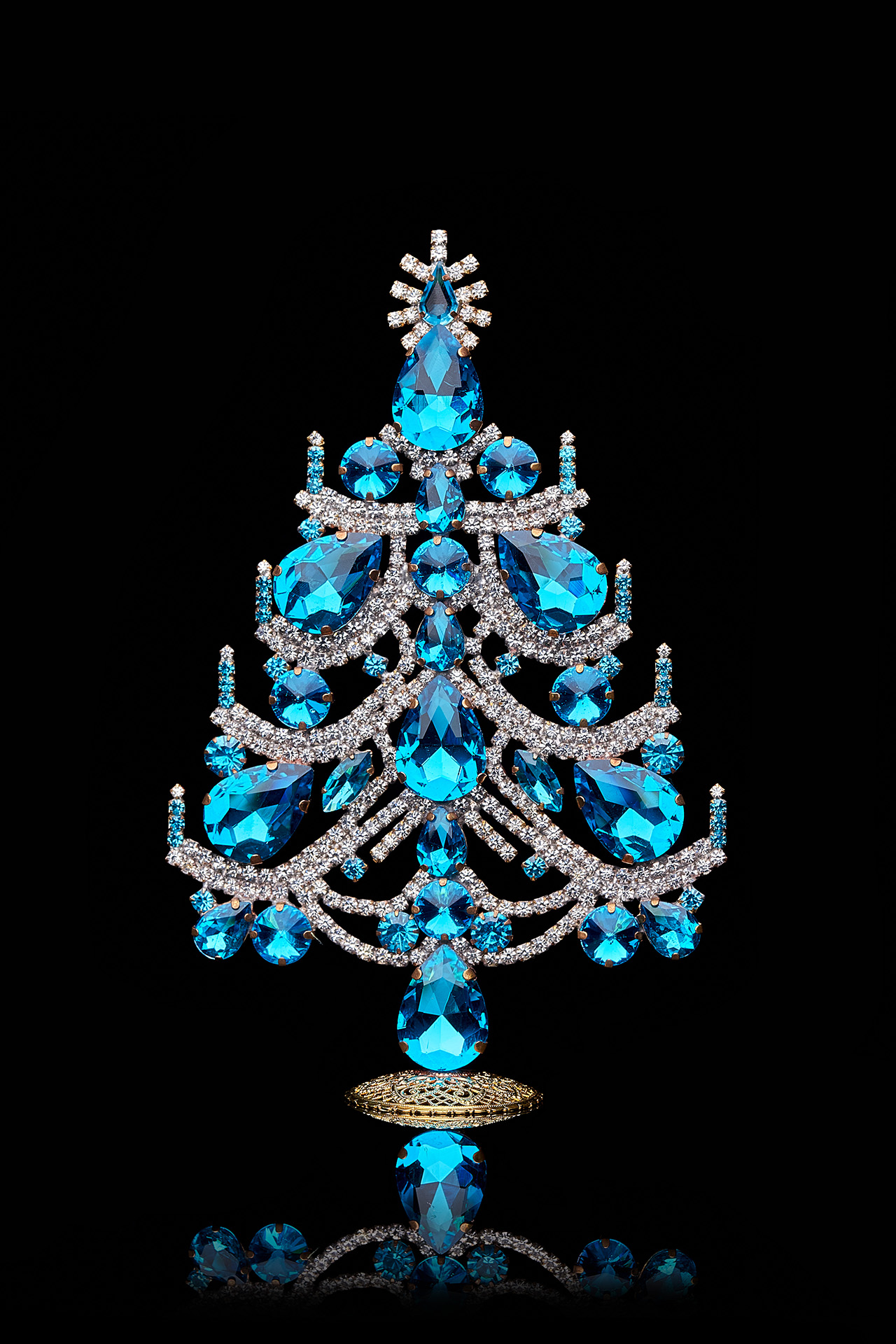 Charming handcrafted tabletop Xmas tree - with aqua rhinestone crystals