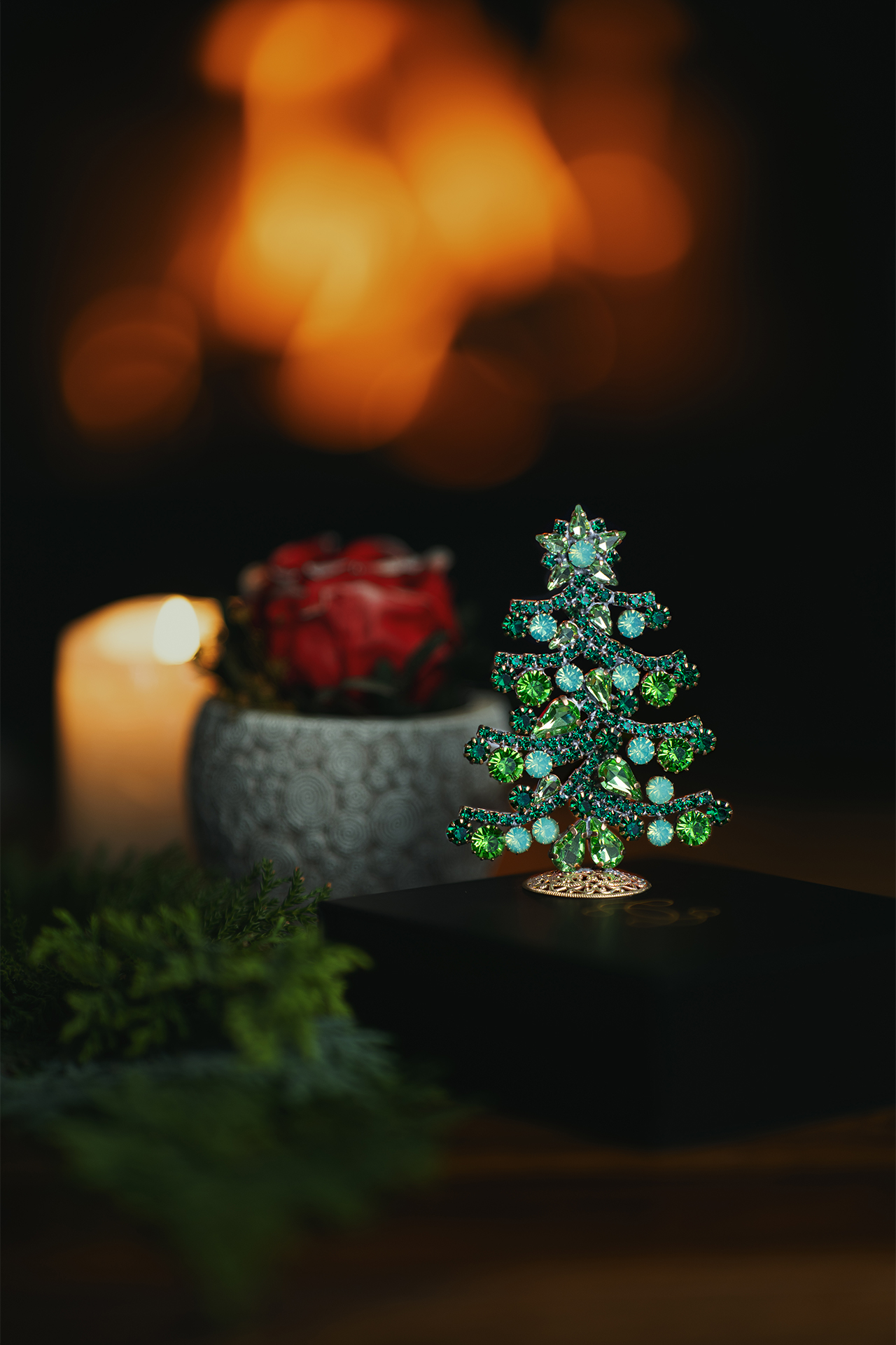 Elegant, sparkling green crystal Christmas tree