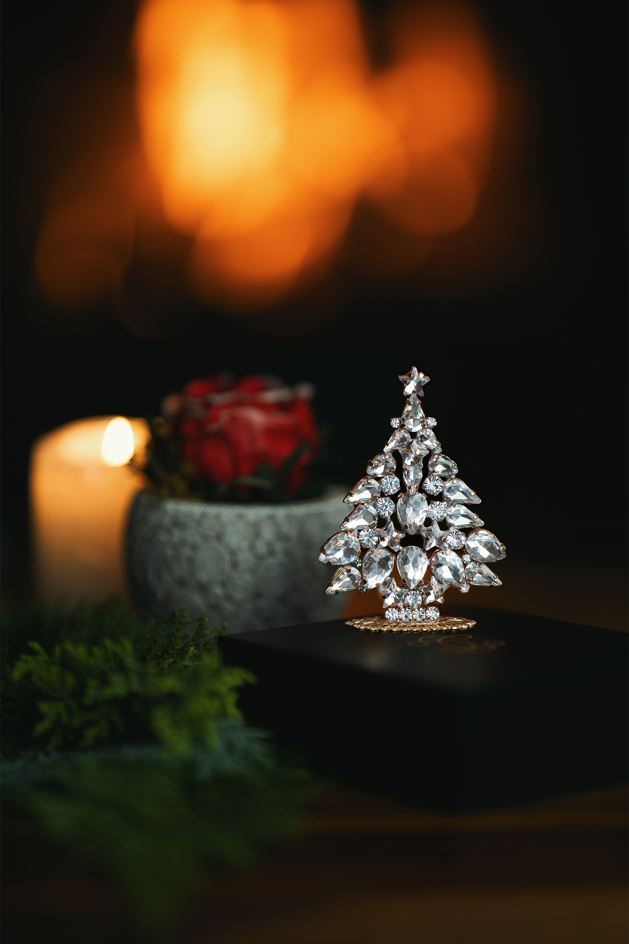 Magic crystal Christmas tree made of clear rhinestones