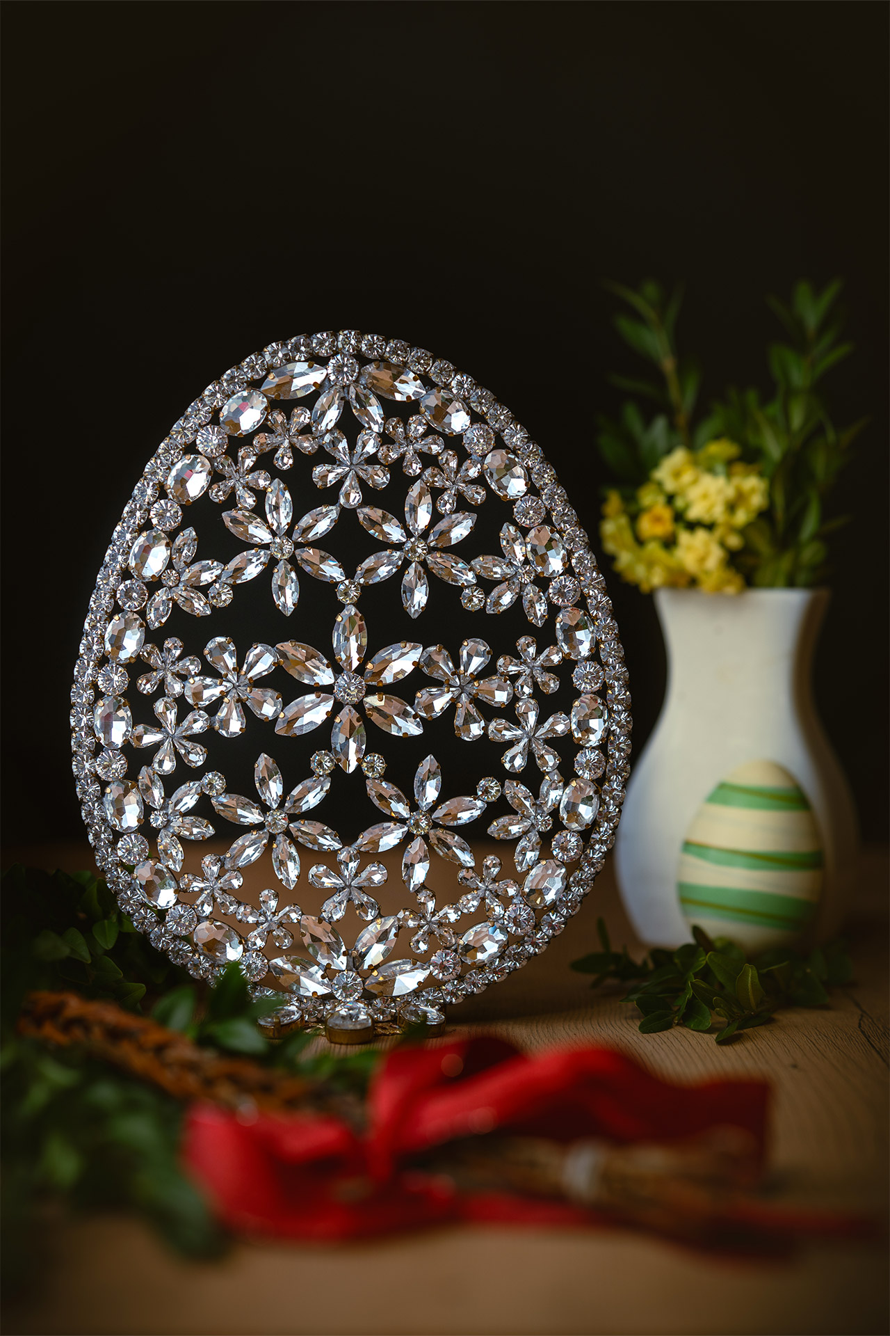 Vintage Easter Egg Ornament in Clear coloured Crystal