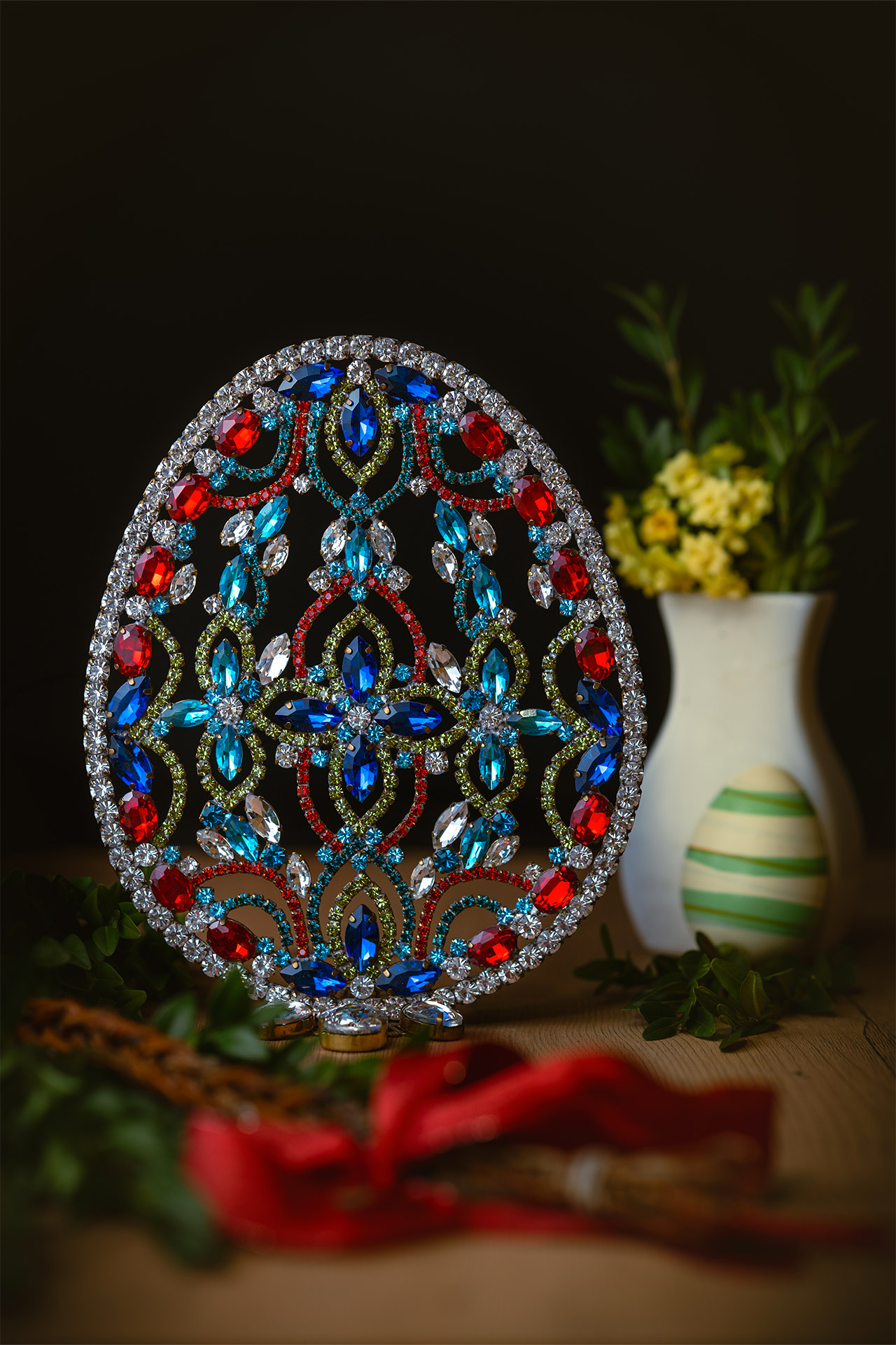 Czech Rhinestone Easter Egg in Assorted coloured Crystal