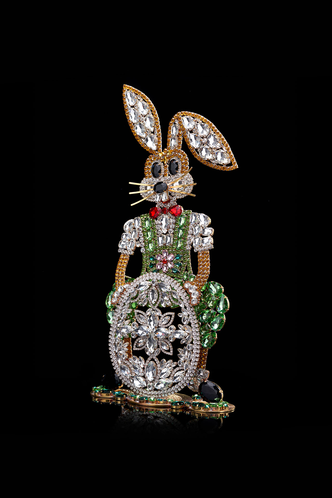 Rhinestone Easter Rabbit with Clear coloured Easter Egg