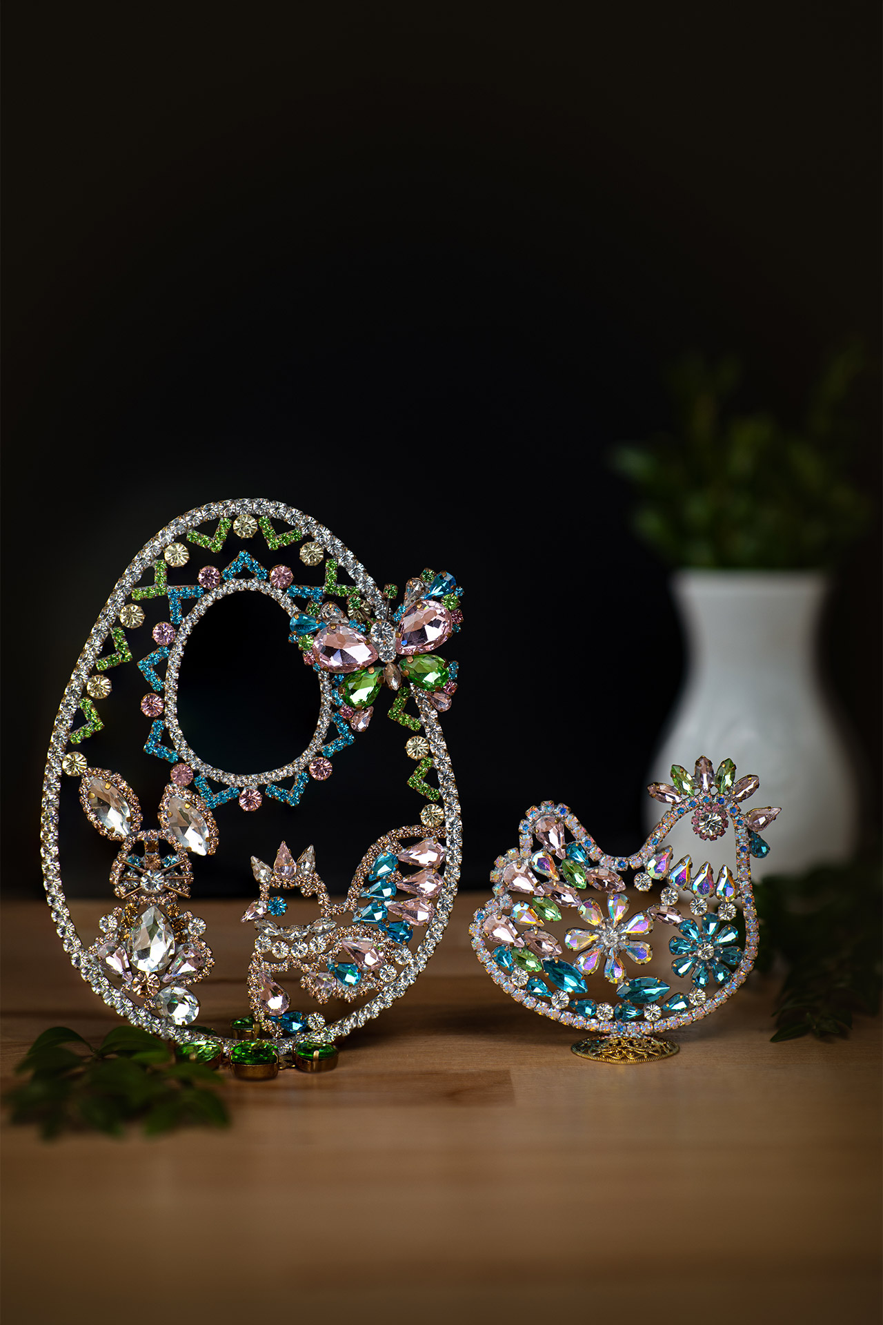 Clear Rhinestone Easter egg and Easter Hen decoration