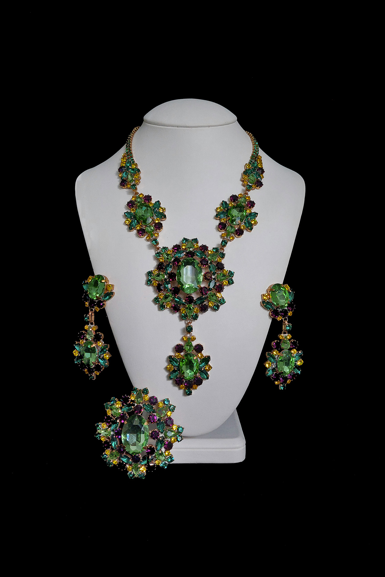 Handmade green earrings and necklace set Aztec Sun