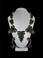 green necklace set for women mythique