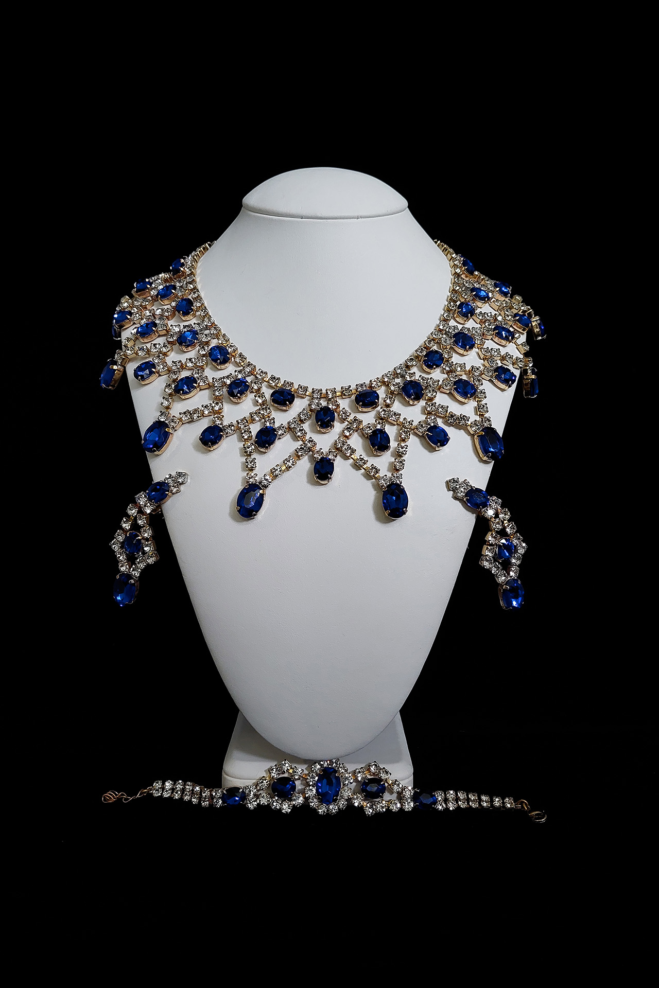 Blue sapphire luxury designer necklace, bracelet and earrings