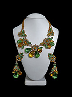 gold and green flower parisienne necklace and earring jewelry sets