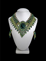 Green God´s Eye vintage rhinestone necklace and earring jewelry set