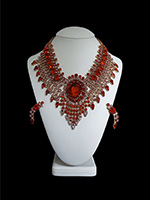 red God´s Eye vintage rhinestone necklace and earring jewelry set