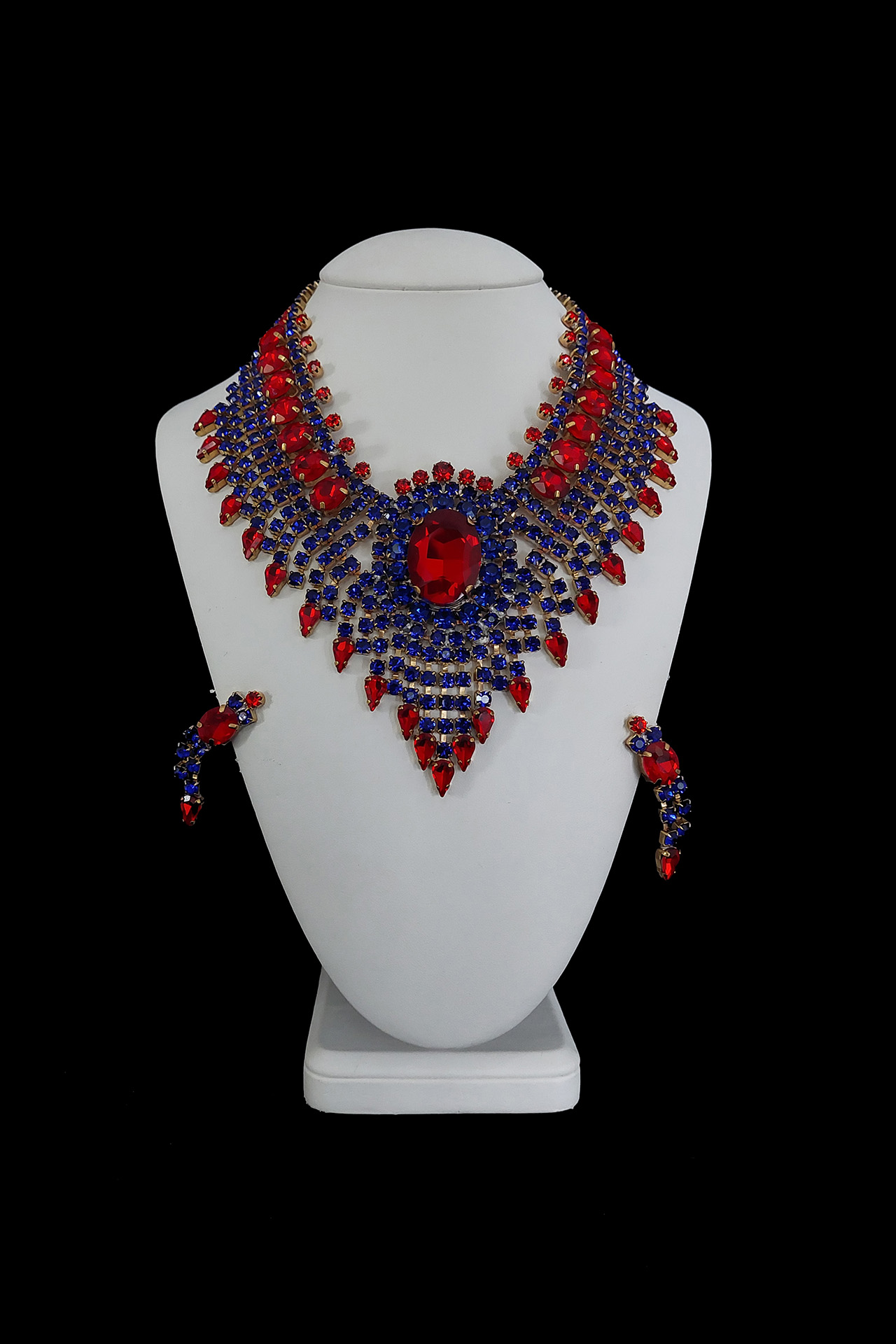 Red and blue vintage necklace and earrings set God´s Eye