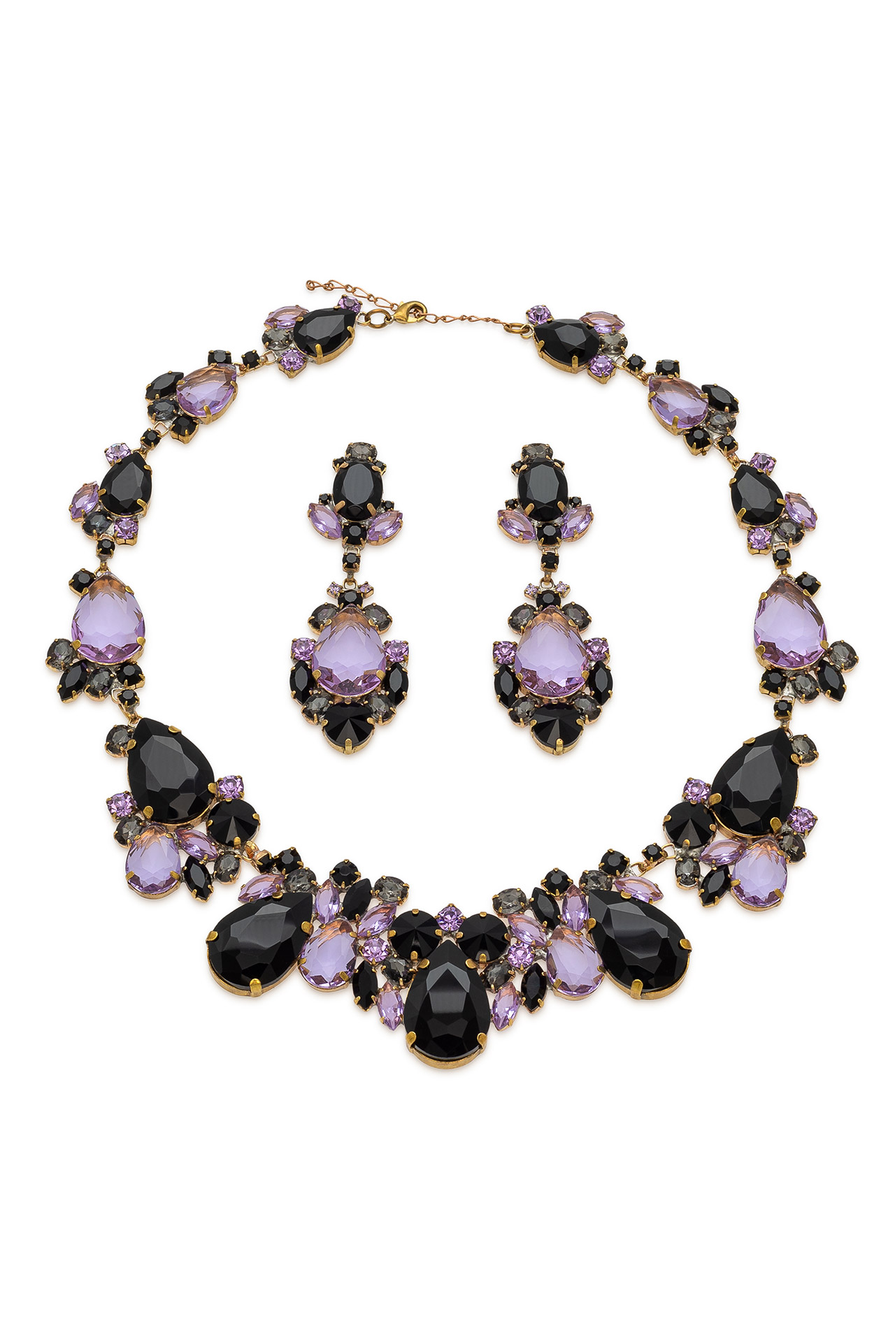 Necklace and earrings set with rhinestones in oval and teardrop shapes