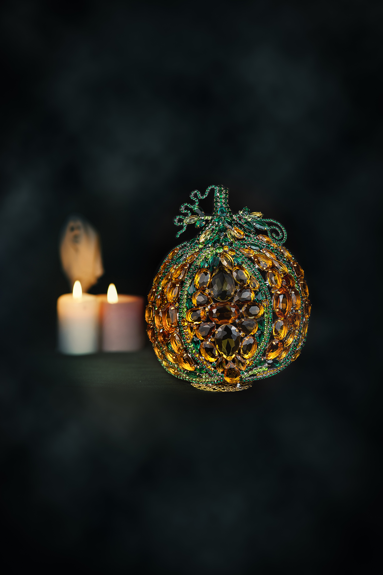 Wide rhinestone pumpkin made of mixed-size gems, sparkling and elegant
