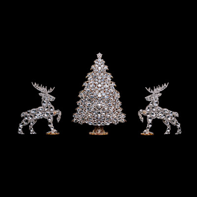 Czech handmade set of 3D Christmas Tree and twoo reindeers.