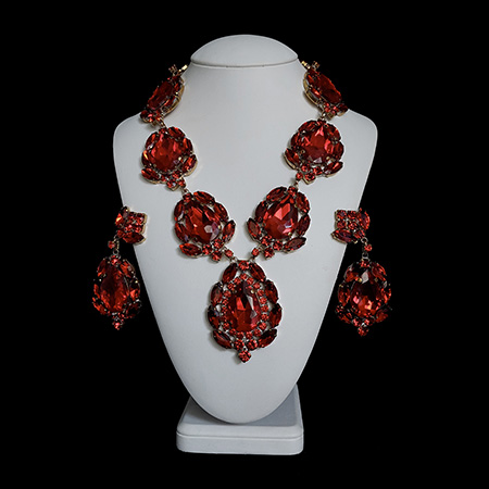 Handmade red necklace and earrings set Sonatine