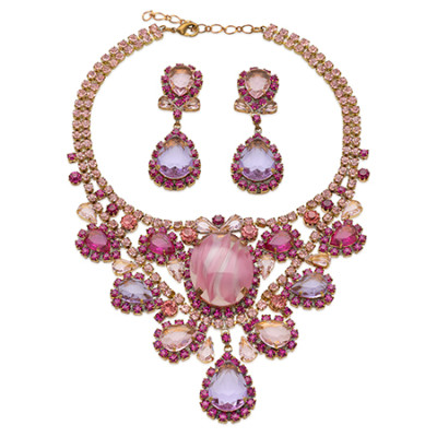 Pink rhinestone jewelry set – necklace and earrings in gold-tone metal