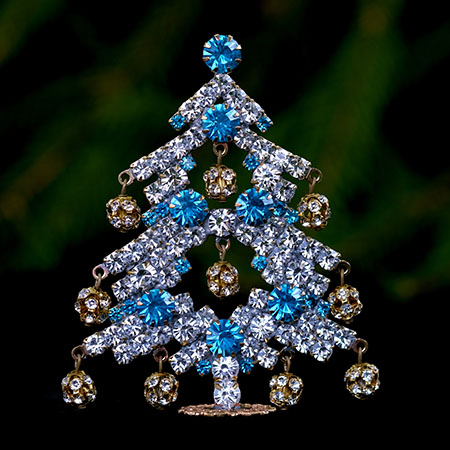 Dainty dazzling Xmas tree, handcrafted decoration ornaments.