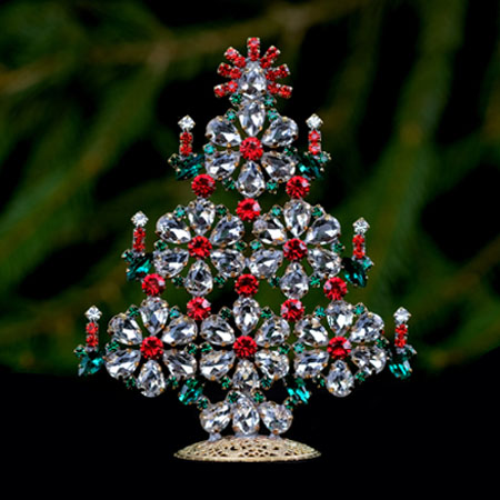 Flowery Christmas tree, boasting beautiful tree decorations.
