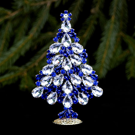 Delightful Xmas tree, handcrafted with ornament.