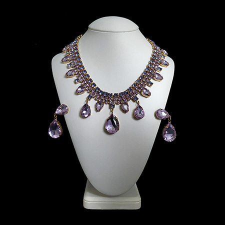 Necklace and earrings Raindrops from violet rhinestones.